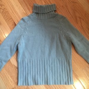 Cashmere sweater